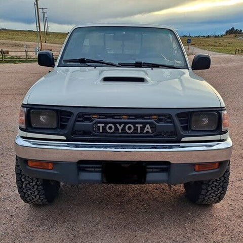 {WildWell}{Toyota Grill}-{Toyota Tacoma Grill 1995-1997/6}-Front