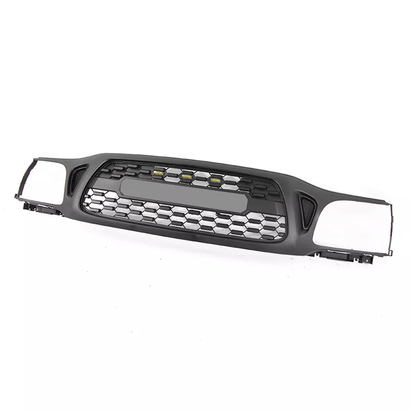 {WildWell}{Toyota Grill}-{Toyota Tacoma Grill 2001-2004/6}-Right